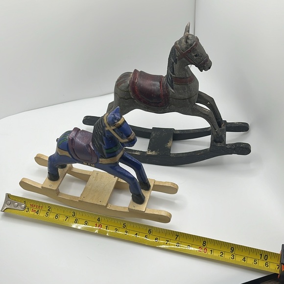 Set of 4 vintage hand made wooden horses - Picture 11 of 14